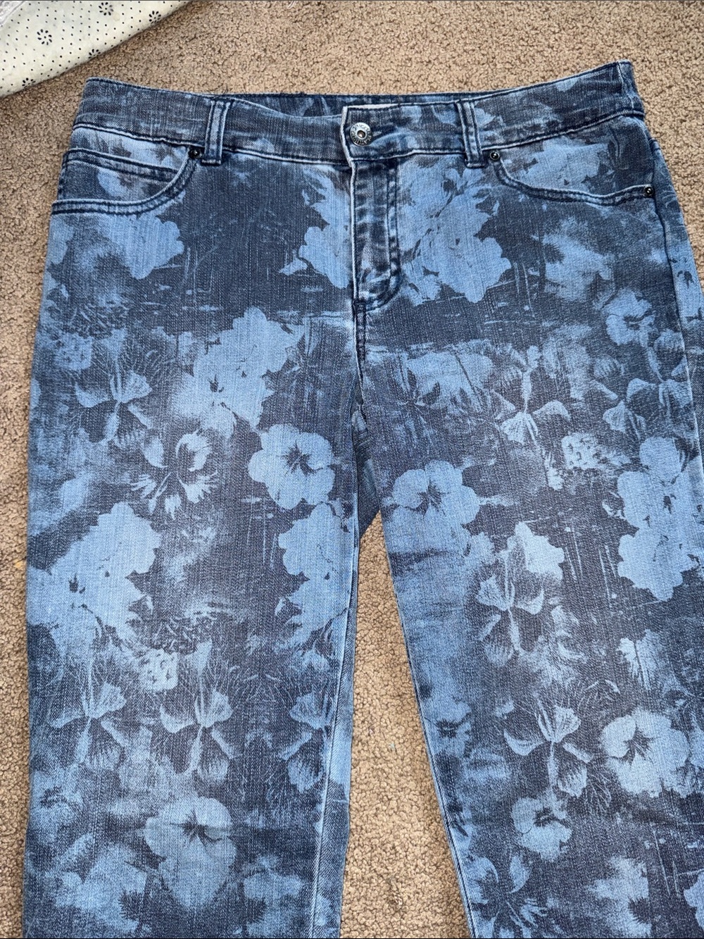 Chico's Blue Floral-Print capri Jeans